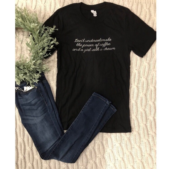 NEW women’s black graphic tee, coffee and a girl with a dream, size medium - Picture 1 of 2